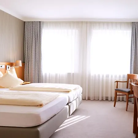 Hotel Alter Wirt Hallbergmoos