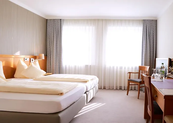 Hotel Alter Wirt Hallbergmoos